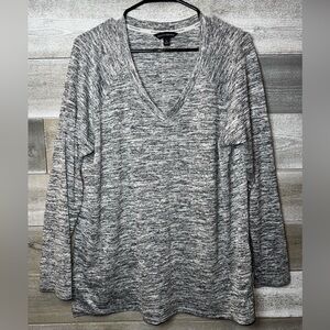 Banana Republic V-Neck Tunic Top Gray Oversize Long Sleeve Basic Knit
